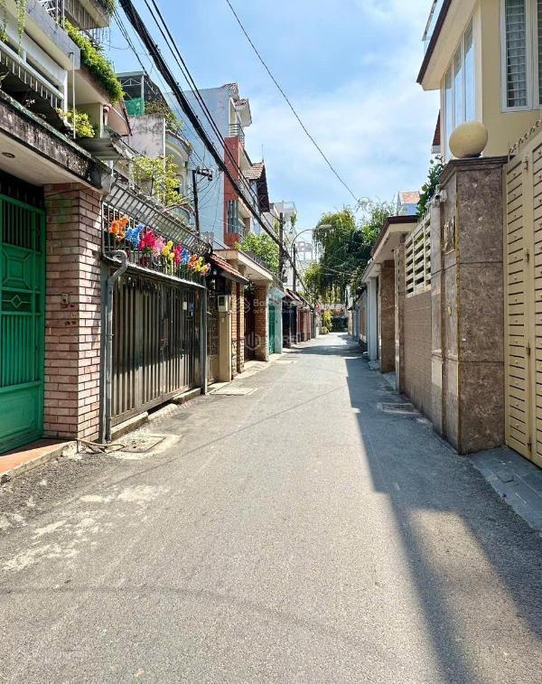 Bán gấp nhà hxh 🏠 82/ nguyễn xí , 4.1x10 nhà 4l mới 100% giá 8.7 tỷ