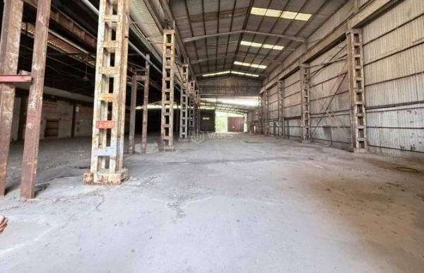 Cho thuê 2.900m2 Kho, 🏬 Xưởng tại cảng Đức Giang , Long Biên , Hà Nội.