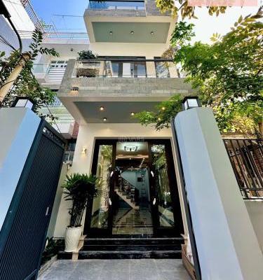 Bán nhà 4 tầng sân cổng Lạch Tray, 🏣 Ngô Quyền, Hải Phòng