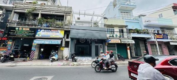 Bán Nhà mặt phố 125m²