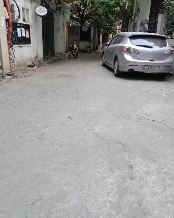 Bán nhà cầu giấy 39/43m2, 4 tầng, mt 🏦 6.2m, giá 12 tỷ