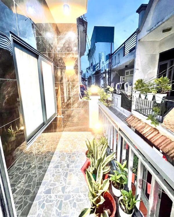 Bán Nhà trong hẻm 42m²