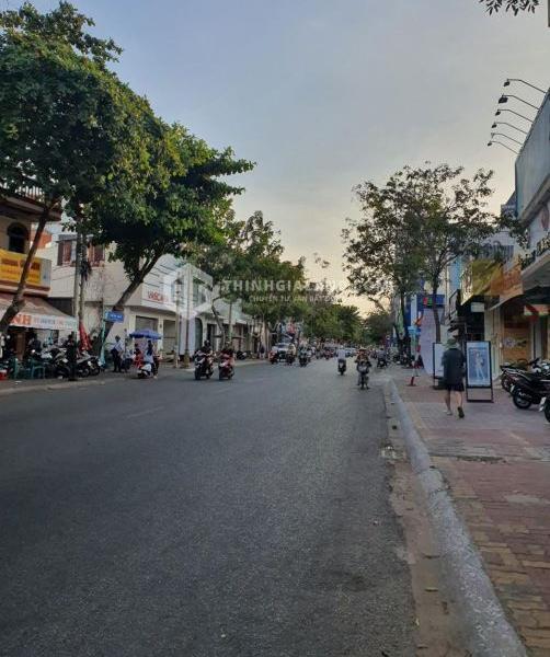 Chủ cần bán Nhà trong hẻm 49m²