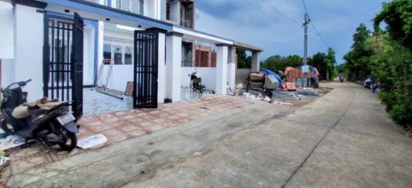 Cần bán Nhà mặt phố 120m²