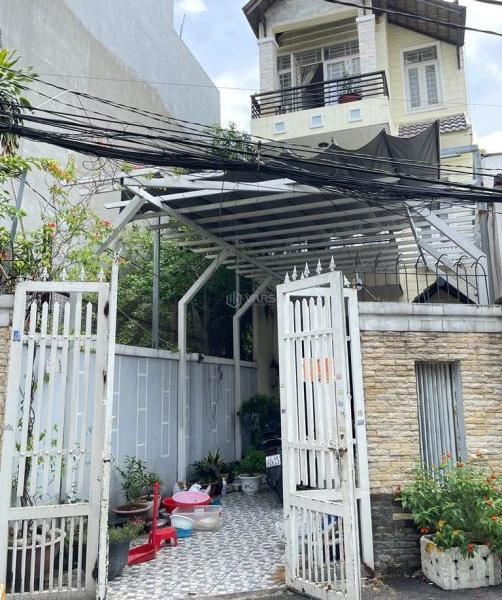 Chủ cần bán Nhà mặt phố 95m²