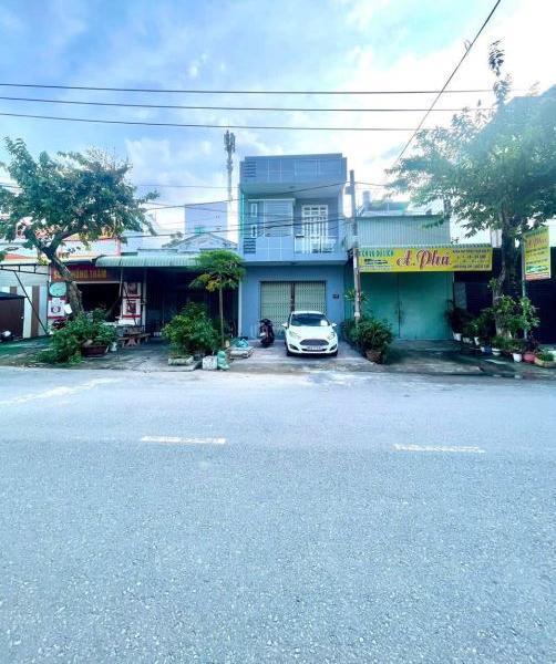Cho thuê Nhà mặt phố 90m²