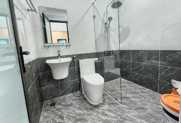 Giá nào cũng bán- nhà đẹp- gốc đề - 💥 lô góc- dân xây- trước nhà rộng 3m