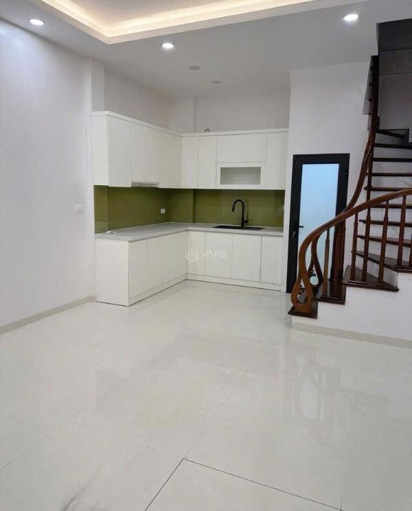 Đội cấn 30m2 x mặt tiền đẹp 4.5m - full nội thất - cách ô tô 💥 dừng đỗ 20m - ngõ t