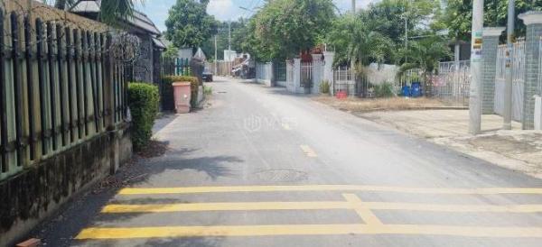 "Ngộp Bank " Đất MT – 5x16m – Giá Hơn 2 Tỷ Xíu – Gần 🏢 Ngã 6 An Phú, Sát bên KDC Vsip