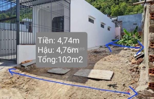 Bán lô đất hẻm 229 Nguyễn Khuyến- Vĩnh Hải.Đường 2m oto 7 chỗ ra 🏡 vô dc.dt 102m ngag 4,75m