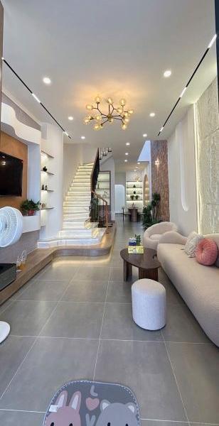 Chủ cần bán Nhà trong hẻm 80m²