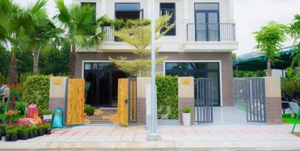 🔥NHÀ PHỐ MẶT TIỀN DT746 – VỊ TRÍ ĐẸP - 1 TRỆT 1 LẦU 🏬 - GIÁ GẦN 2 TỎI🔥