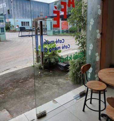 Cho thuê nguyên tầng 2 và vỉa hè bán hàng ăn 🏦 sáng tại đường Nguyên Bình - Gia Lâm