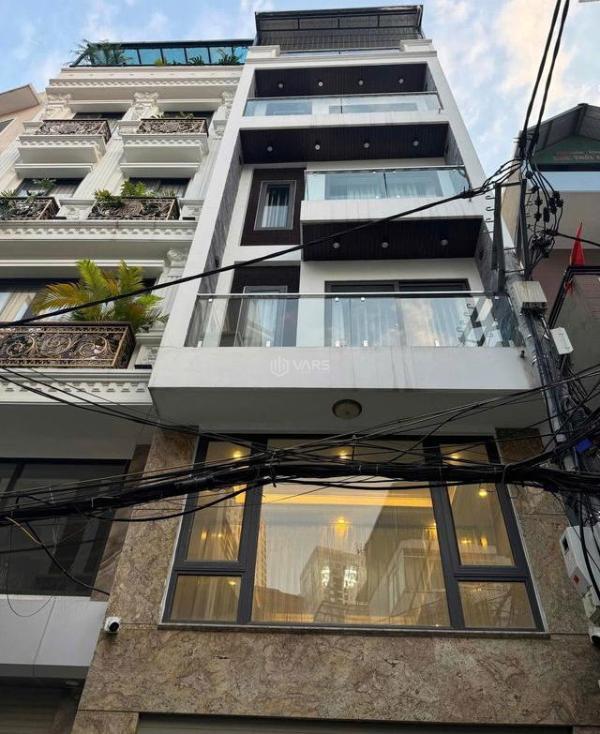 Nhà lô góc phố 🔥 ngọc lâm- 50m2- kinh doanh- ô tô đỗ cửa- nở hậu- full nội thất
