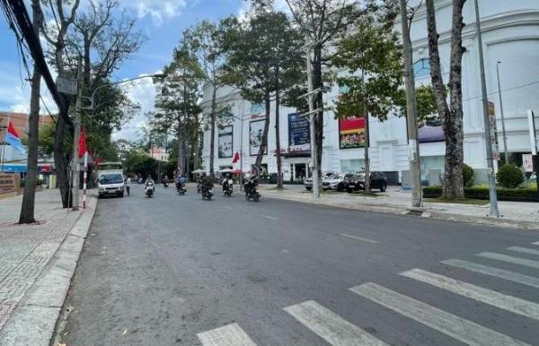 Biệt thư giá rẻ diện tích 🏚️ rộng khu dân cư đông
