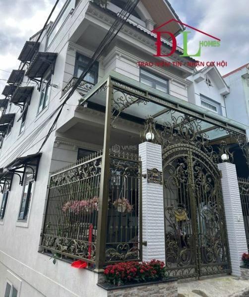 Bán nhà 2 mặt 🏦 tiền Ngô Thì Nhậm Phường 4 Đà Lạt thích hợp an cư