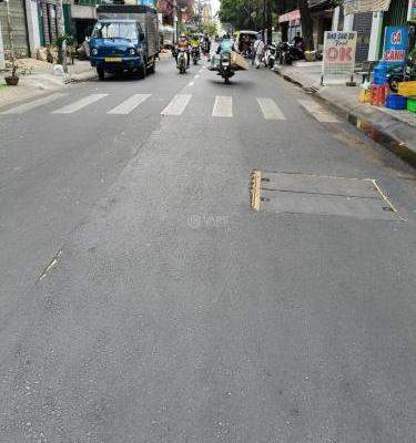 Cần bán Nhà mặt phố 180m²