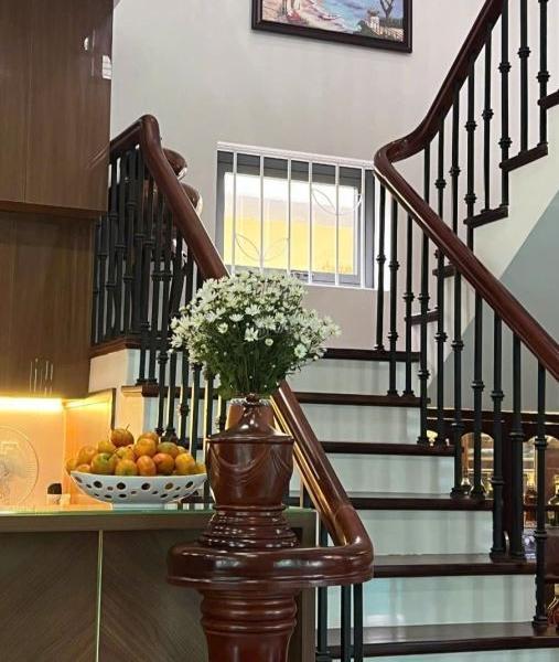 Cần bán Nhà mặt phố 197m²