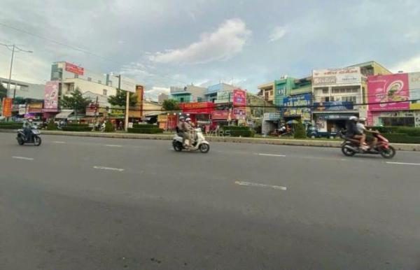 Bán Nhà mặt phố 199m²