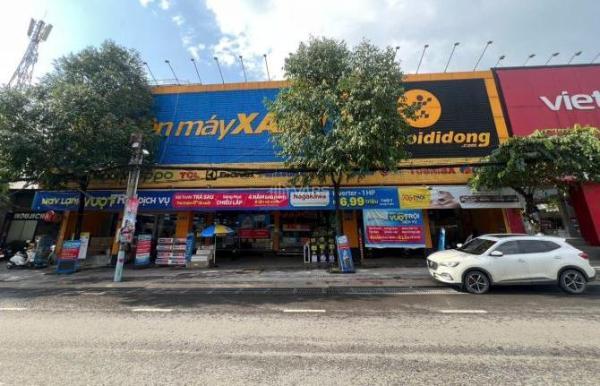 Cần bán Nhà mặt phố 200m²