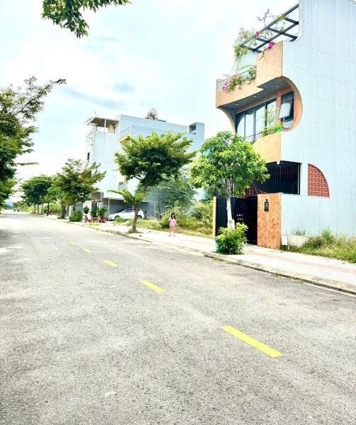 Cần bán Đất nền riêng lẻ 105m²