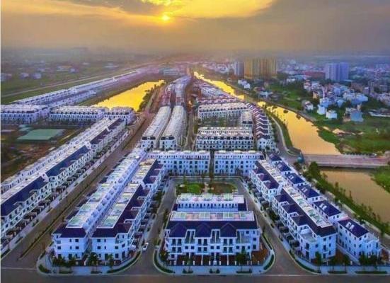 Bán Nhà mặt phố 10800m²