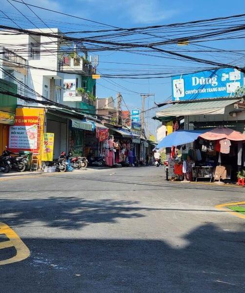 Chủ cần bán Nhà mặt phố 171m²