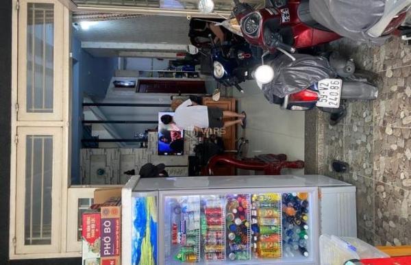 Bán Nhà trong hẻm 74m²