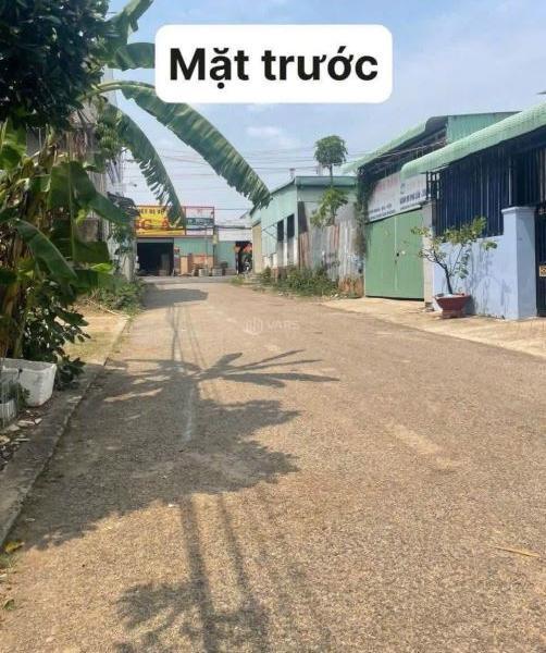 lô đất đường bê tông 6m , 5x50 , xây dựng tự 💥 do , dân cư hiện hữu