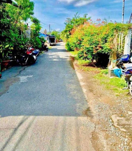Nhà mới mặt 🏚️ tiền đường Làng Nghề khu dân cư đông đúc