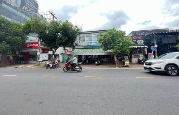 Nhà bán đường Phan Trung đang cho thuê hơn 1.2 tỷ/năm 🏚️ sổ hồng 232m2 ngang 9.3m giá 35 tỷ