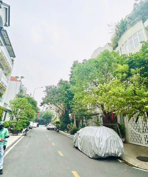 CHO 🏦 THUÊ BIỆT THỰ SIÊU HIẾM NGUYỄN TRỌNG TUYỂN TRUNG TÂM Q. TÂN BÌNH 9*15M 3 LẦU 60TR/TH