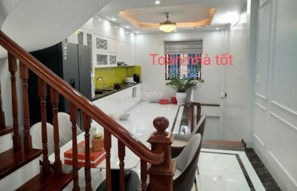 BÁN SIÊU PHẨM NHÀ 5 TẦNG LA KHÊ 🏬 HÀ ĐÔNG_PHÂN LÔ VỈA HÈ THOÁNG TRƯỚC SAU_TẶNG FULL NỘI THẤT