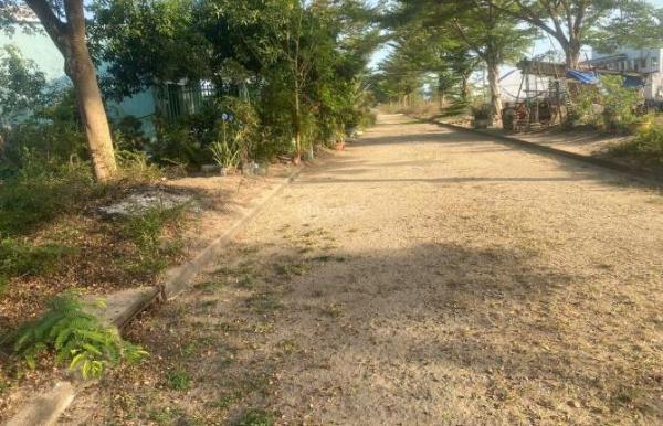 Bán Đất nền riêng lẻ 105m²