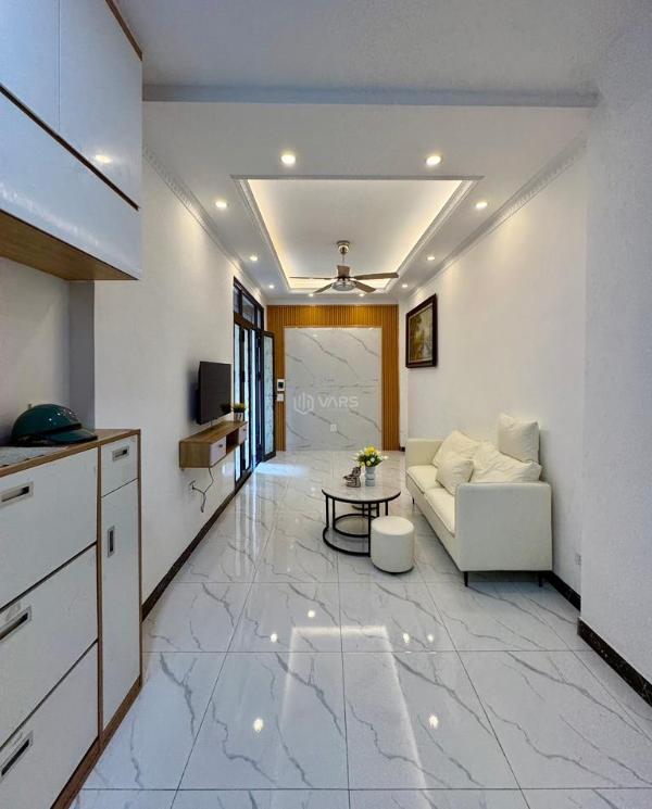 Bán nhà ngõ hòa bình 4 minh khai, hai bà trưng 5 tầng đẹp, 🏠 mới,full nội thất