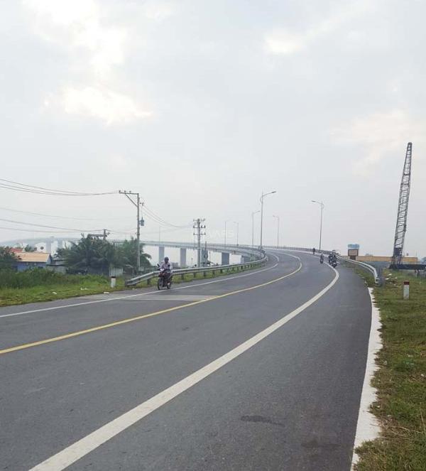 Bán lô đất ngay ql50 gần ubnd bình 🏦 đông, sát cầu mỹ lợi, 100m² sổ hồng riêng