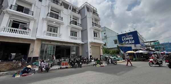 Nhà mặt tiền 🏡 đường ngô quyền chợ bình minh 4 tầng.