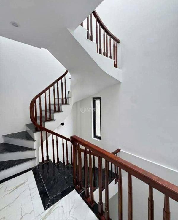 Nhà phố hồng tiến - long biên - nhà 🏤 dân xây - ở hoặc đầu tư cực tốt - 14 tỷ