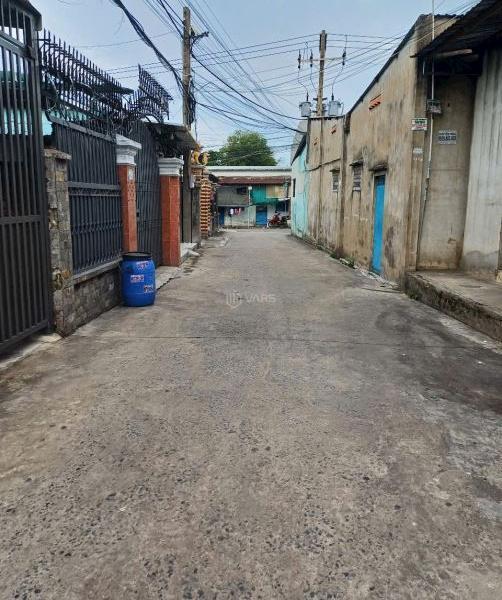 Chủ cần bán Nhà trong hẻm 100m²