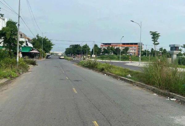 Bán nền đường số 9 💥 ngang trường fpt nguyễn văn cừ