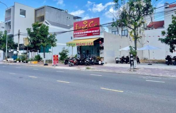 Chủ cần bán Nhà mặt phố 100m²