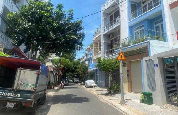 BÁN NHÀ ĐẸP HOÀN CÔNG KHU VỈA HÈ NỘI BỘ ☘ GẦN BIỂN DT:5MX20M CÓ GARA Ô TÔ GIÁ CHỈ 9.6 TỶ
