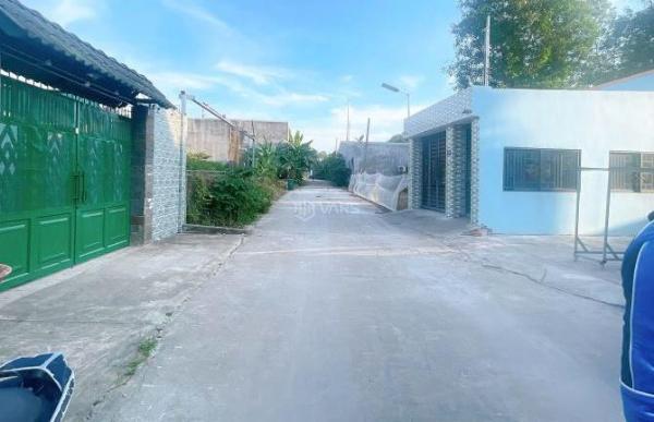 Cho thuê Nhà xưởng, nhà kho 600m²