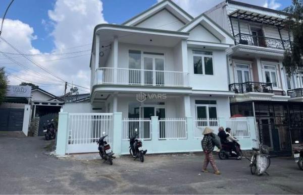 Cần bán Nhà trong hẻm 130m²