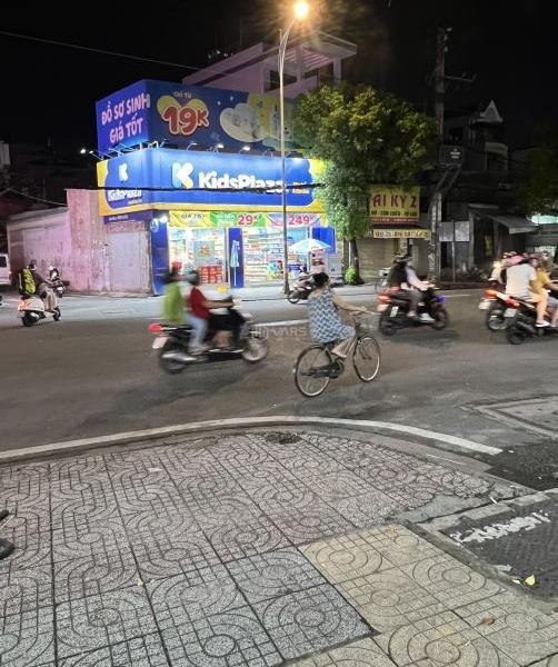 Cần cho thuê Nhà mặt phố 400m²
