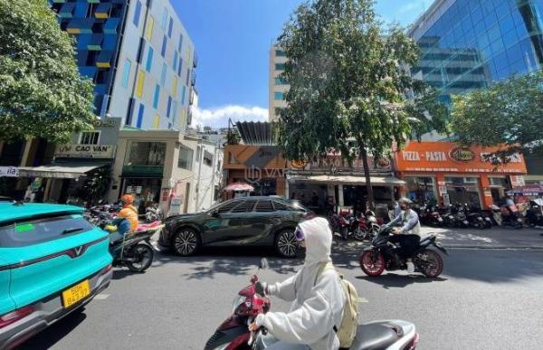 Chủ cho thuê Nhà mặt phố 50m²