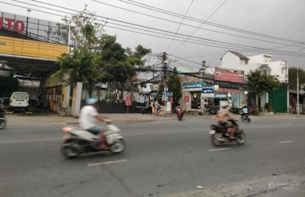 Cần bán Nhà trong hẻm 105m²