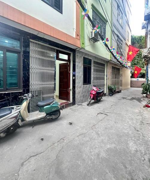 Bán Gấp Nhà Trần Cung 35m2 – 5 Tầng - Mặt Tiền 4m Ngõ Nông Giá 🌊 7,4 Tỷ