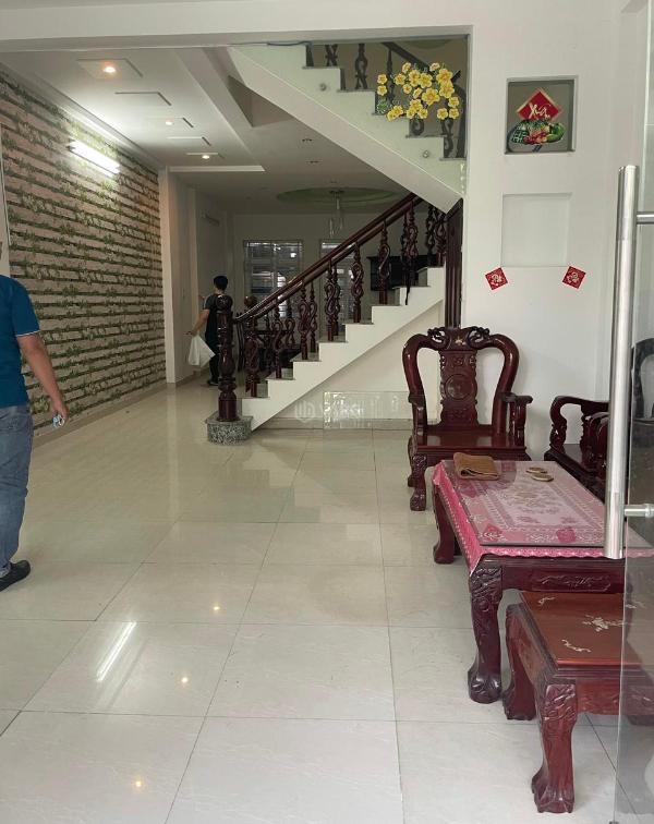 Cho thuê nhà nguyên căn khu 6b intresco 🏬 phạm hùng nd 1 trệt 3 lầu giá 17tr tháng