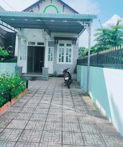 Bán Nhà mặt phố 156m²